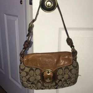 Gently used coach purse